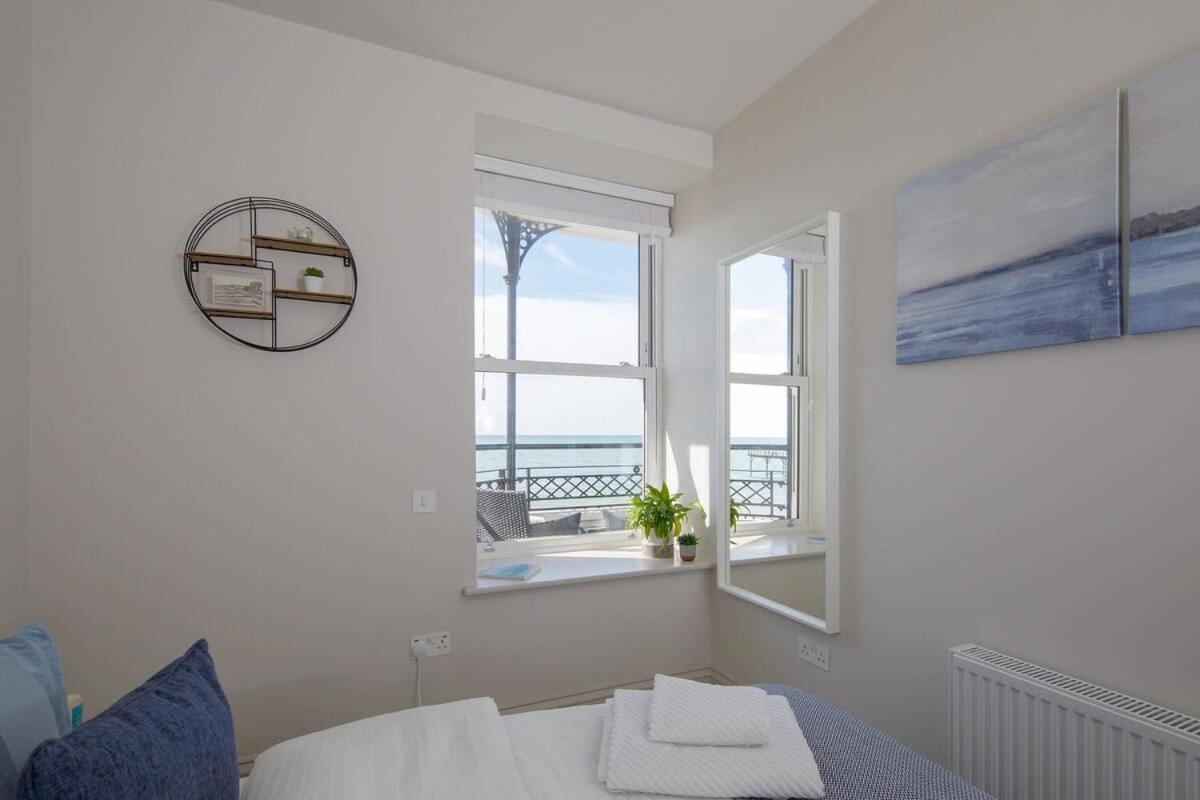 Panoramic Sea Views In Beachfront Apt W Balcony Богнор-Риджис Екстер'єр фото