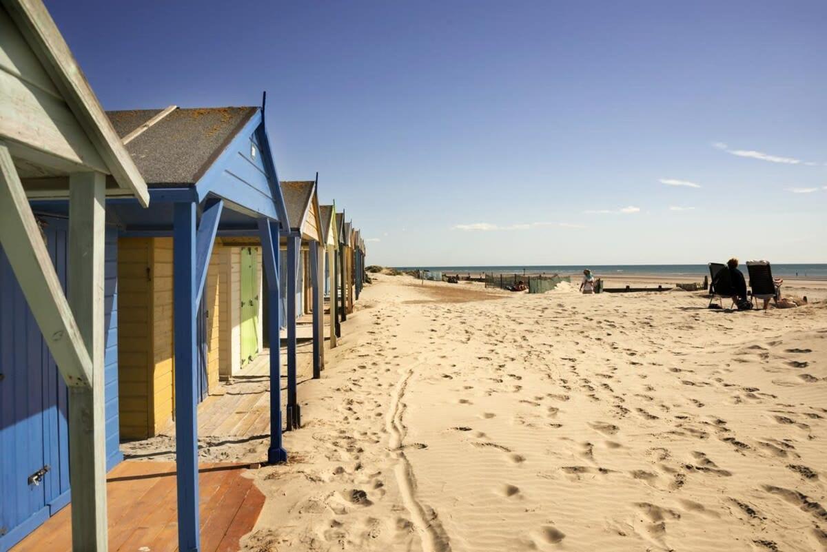 Panoramic Sea Views In Beachfront Apt W Balcony Богнор-Риджис Екстер'єр фото